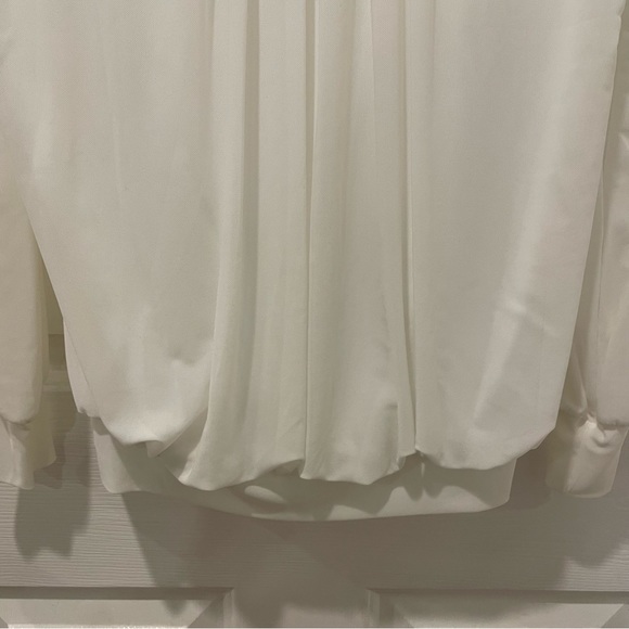 Women’s White Long Sleeve Blouse, Size Medium, New with Tags - Picture 5 of 8